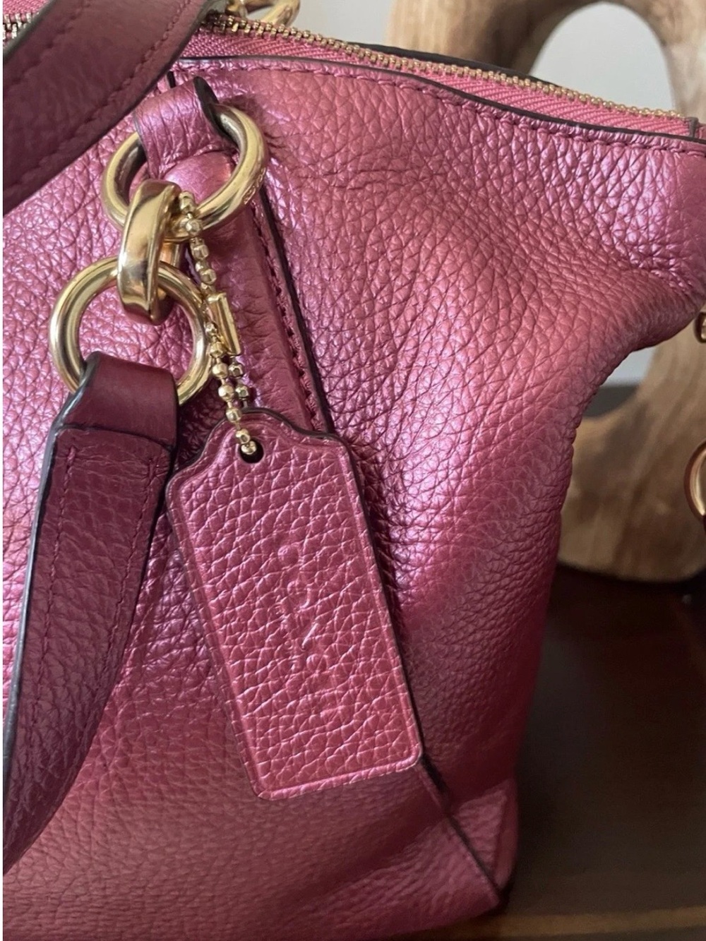 Coach Kelsey Metallic Pebbled Leather Shoulder Crossbody Rose Burgundy Gold Bag - Picture 4 of 15